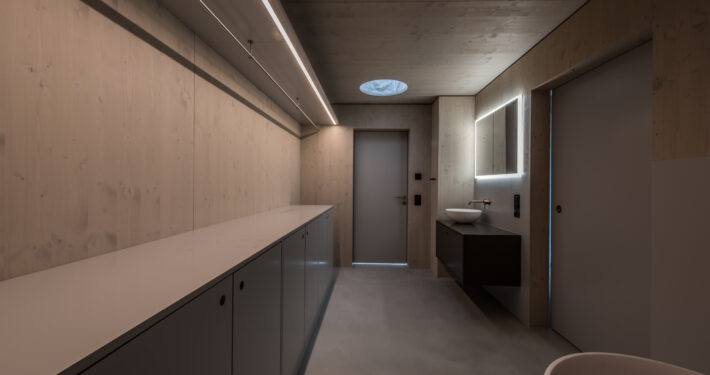 18.0101 16-Doris_Huesler